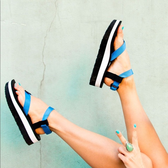 Teva Shoes - Teva Platform Flatform Universal Velcro Sandals